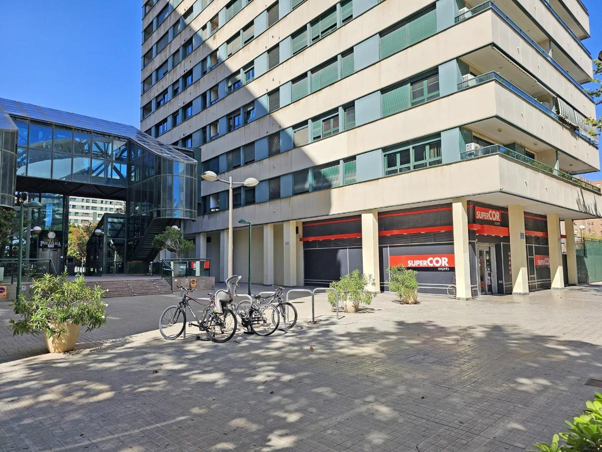 Apartamentos Las Ciencias V Valencia Exteriör bild