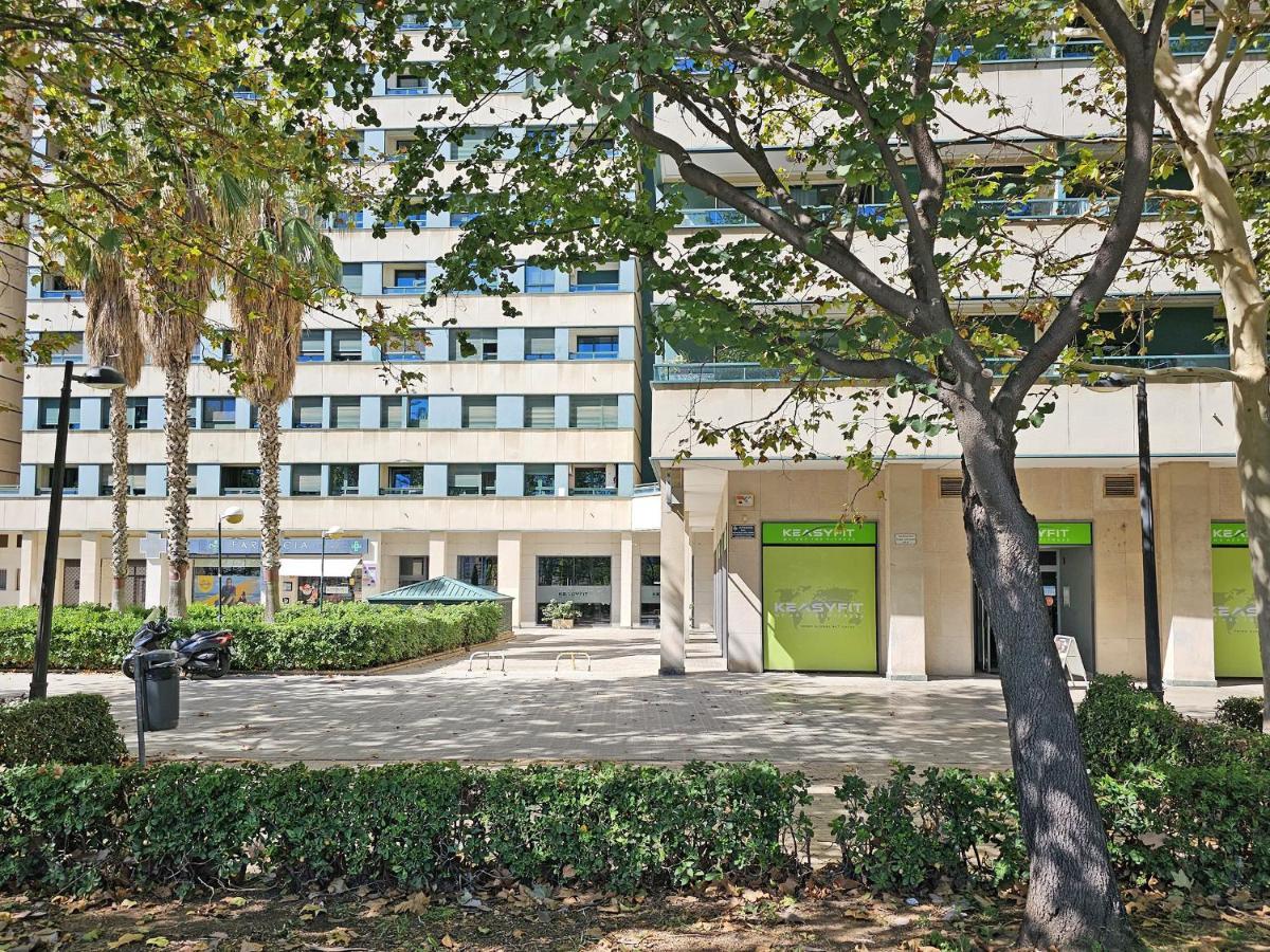 Apartamentos Las Ciencias V Valencia Exteriör bild